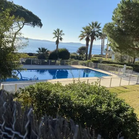 Vue Mer, Acces Prive Plage, Piscine 公寓 圣马克西姆